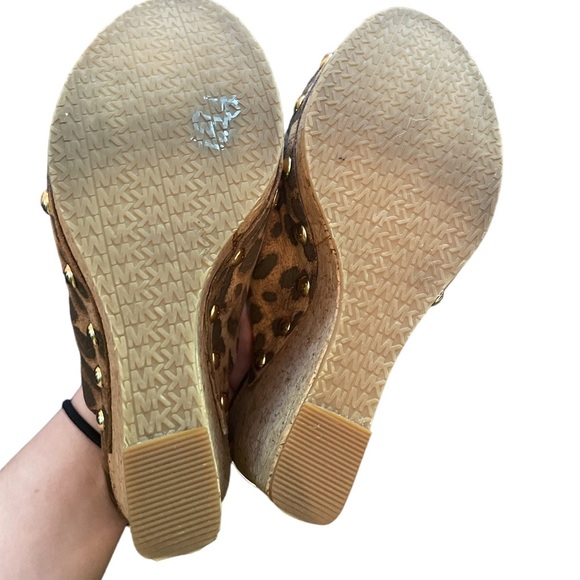 MK Michael Kors Belinda leopard print cork slide wedge  heels gold studs SZ 6.5 - Picture 8 of 8
